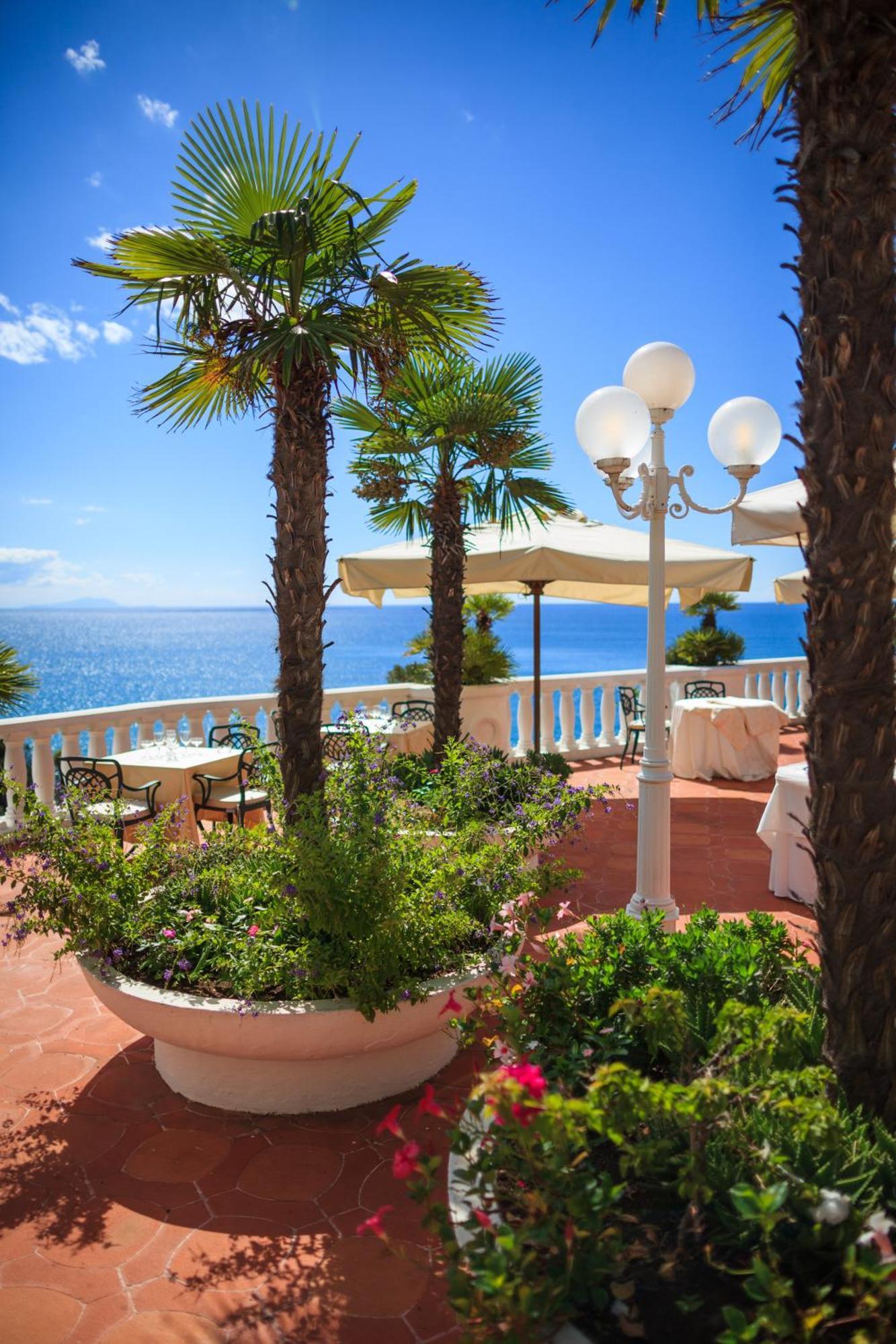 Grand Hotel Le Rocce Gaeta Kültér fotó