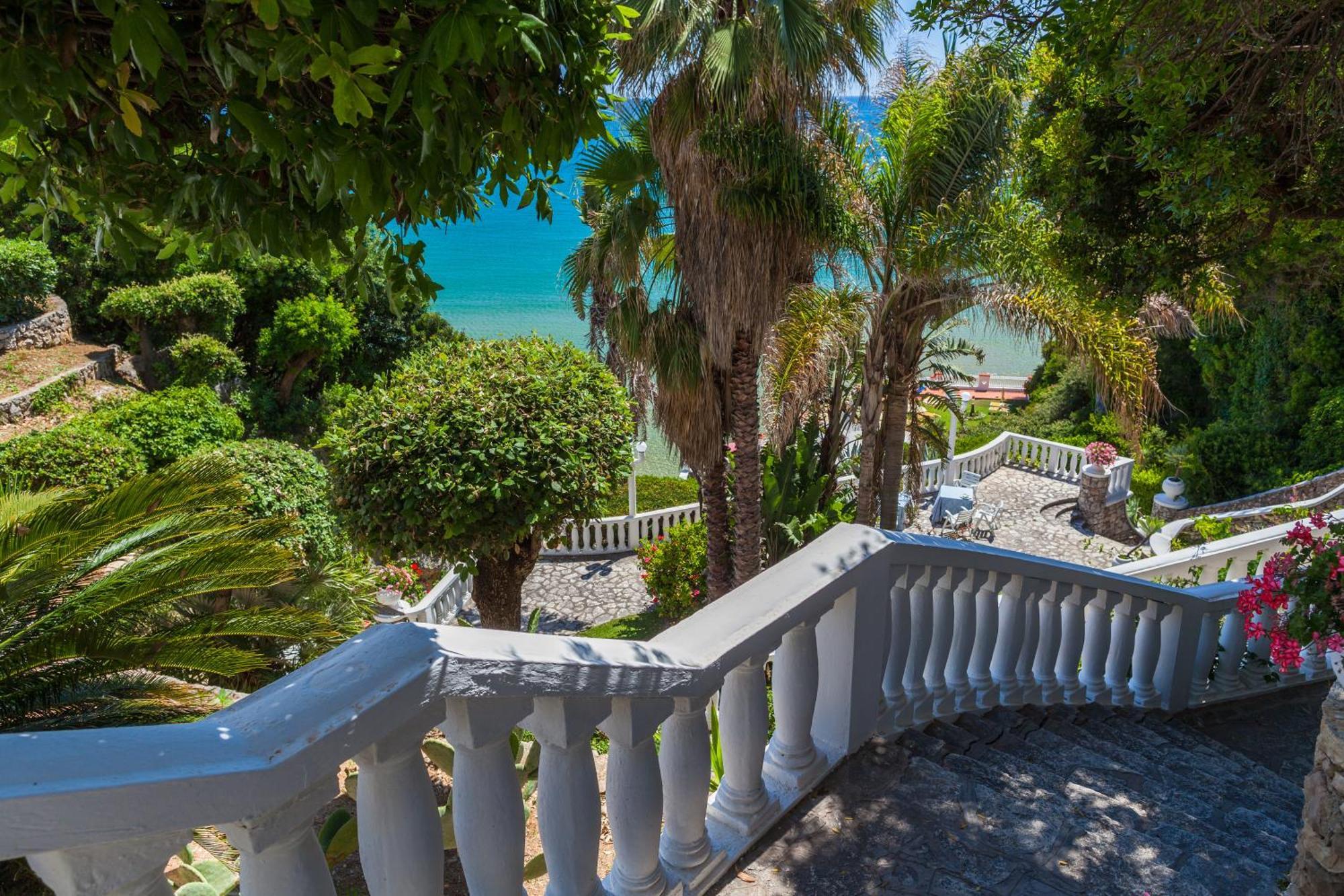 Grand Hotel Le Rocce Gaeta Kültér fotó
